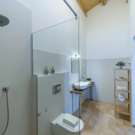 Villa Il Sole 8 By Marche *